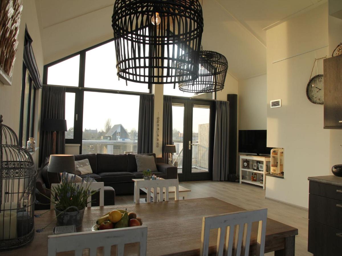 Lovely Holiday Home In Stavoren Near Frisian Lakes Екстериор снимка